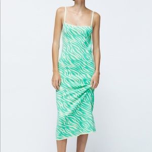 ANIMAL PRINT KNIT DRESS • ZARA